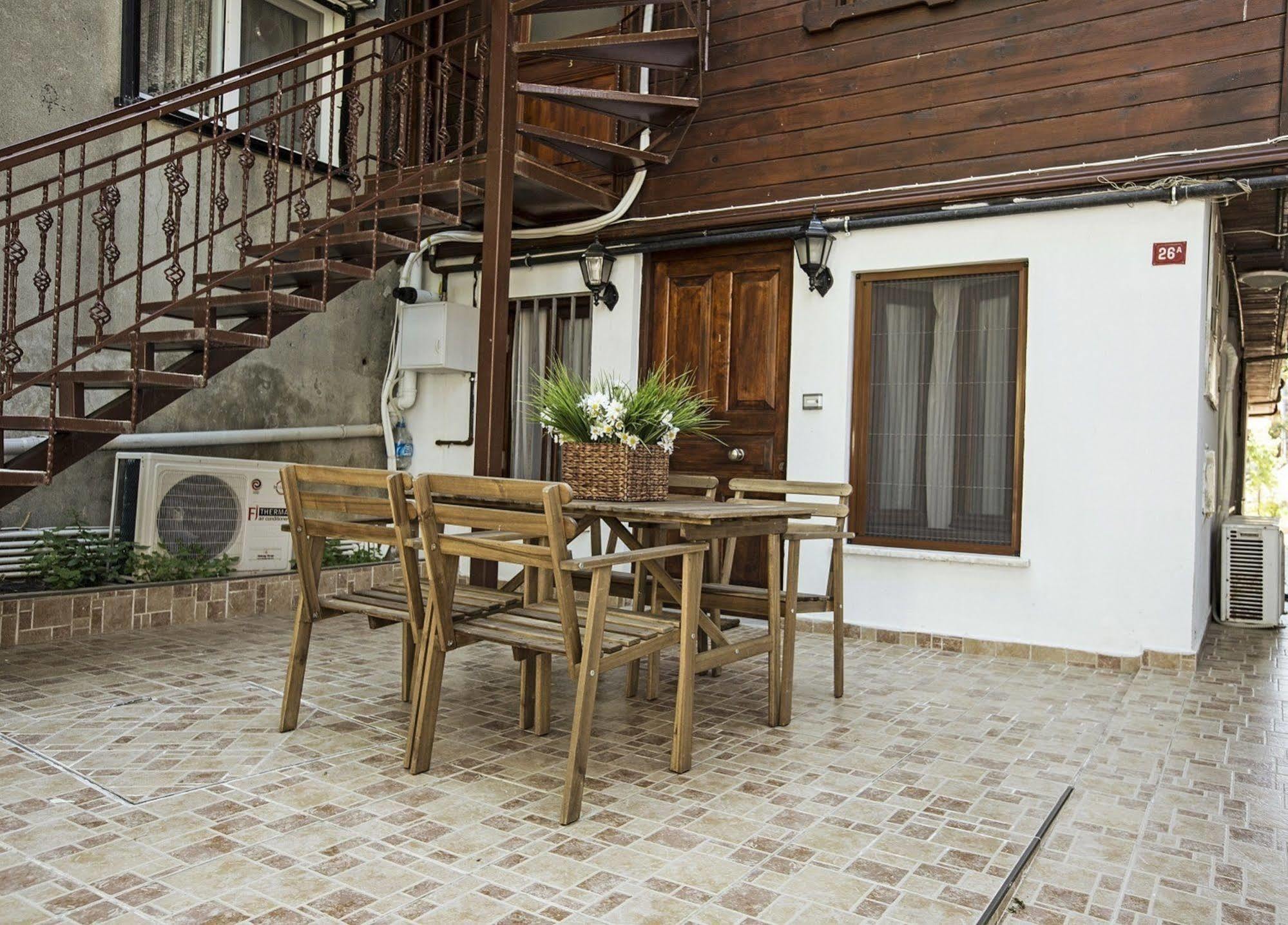 Buyukada Apart Hotel - Sehbal Adalar Kültér fotó
