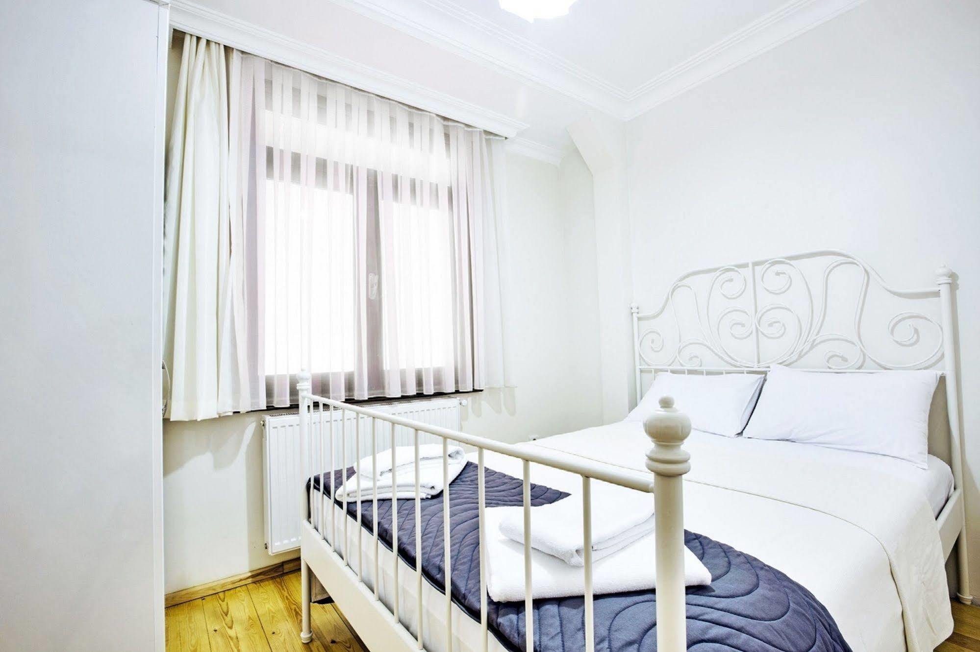Buyukada Apart Hotel - Sehbal Adalar Kültér fotó