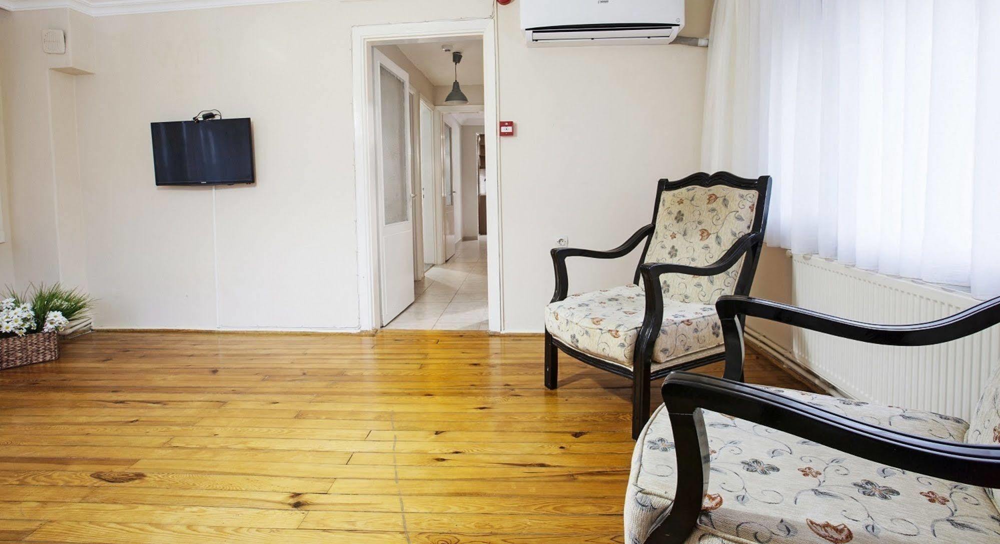 Buyukada Apart Hotel - Sehbal Adalar Kültér fotó